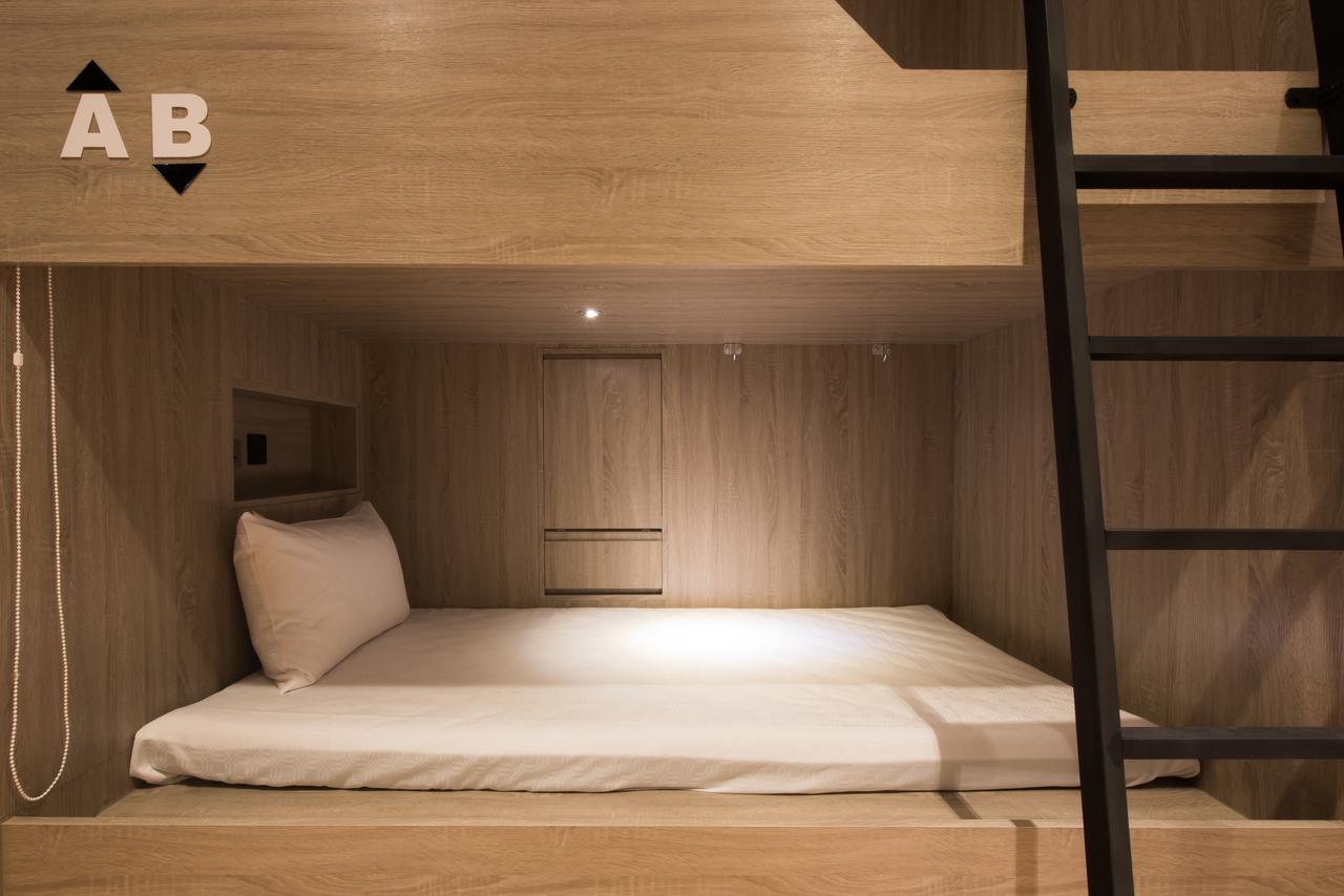 Legend Hotel Kaohsiung Pier2 Rom bilde